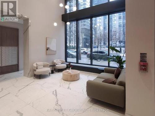 1303 - 65 Mutual Street, Toronto, ON - Indoor