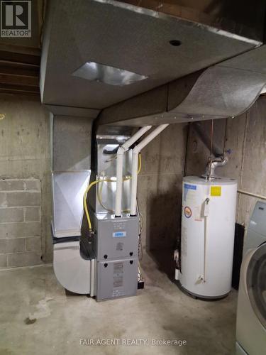 1502 Beckworth Avenue, London East (East D), ON - Indoor Photo Showing Laundry Room
