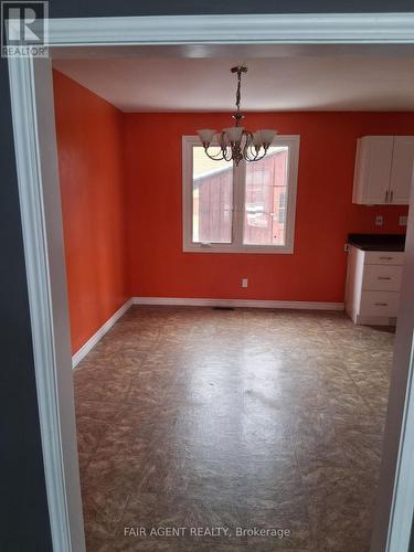 1502 Beckworth Avenue, London East (East D), ON - Indoor Photo Showing Other Room