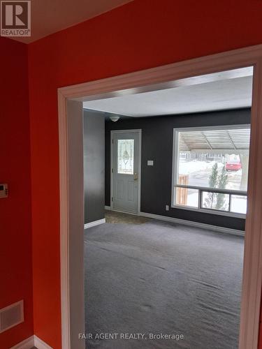 1502 Beckworth Avenue, London East (East D), ON - Indoor Photo Showing Other Room