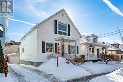 324 MONTFORT STREET  Ottawa, ON K1L 5N4