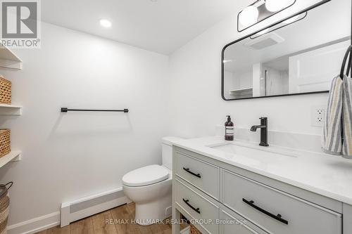 324 Montfort Street, Ottawa, ON - Indoor Photo Showing Bathroom