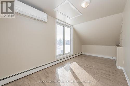 324 Montfort Street, Ottawa, ON - Indoor Photo Showing Other Room