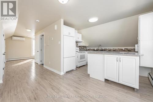 324 Montfort Street, Ottawa, ON - Indoor Photo Showing Kitchen