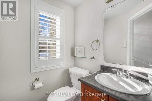Powder Room - 2092 Melette Crescent, Ottawa, ON - Indoor Photo Showing Bathroom