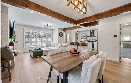 357 Rossland Road E, Oshawa, ON - Indoor Photo Showing Dining Room