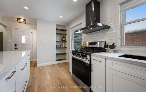357 Rossland Road E, Oshawa, ON - Indoor Photo Showing Kitchen