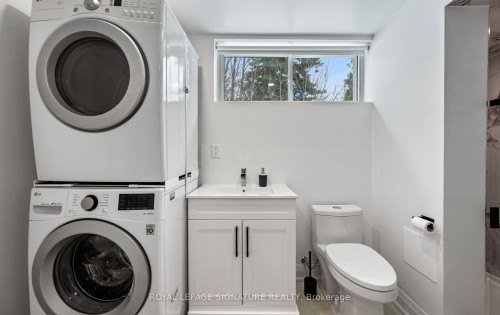 357 Rossland Road E, Oshawa, ON - Indoor Photo Showing Laundry Room