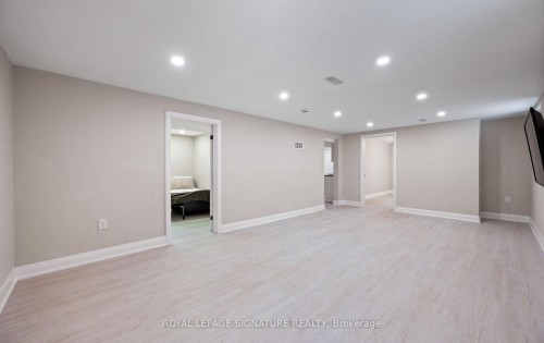 357 Rossland Road E, Oshawa, ON - Indoor