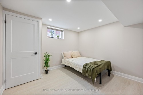 357 Rossland Road E, Oshawa, ON - Indoor