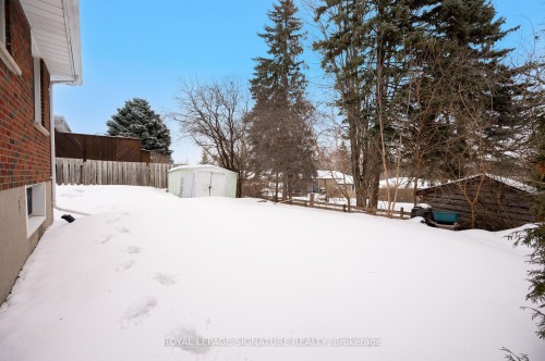 357 Rossland Road E, Oshawa, ON - Outdoor