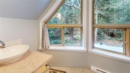 1120 Chappel Pl, Gabriola Island, BC 