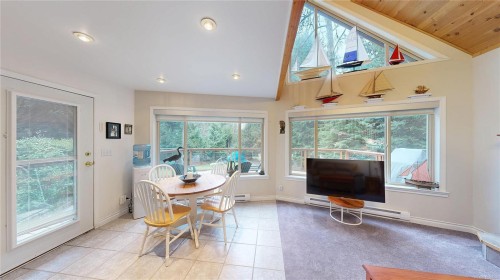 1120 Chappel Pl, Gabriola Island, BC 