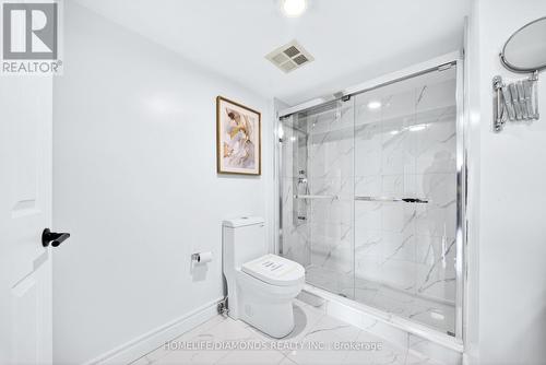 2002 - 5 Concorde Place, Toronto, ON - Indoor Photo Showing Bathroom