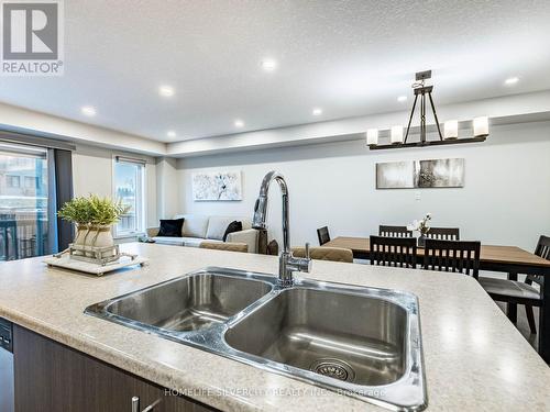 98 Crafter Crescent, Hamilton, ON - Indoor Photo Showing Kitchen With Double Sink