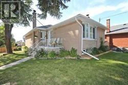 LOWER - 25 ARBUTUS CRESCENT Toronto, ON M1P 1W8