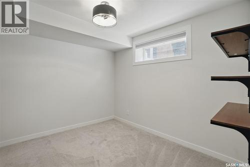 328 Barrett Street, Saskatoon, SK - Indoor Photo Showing Other Room