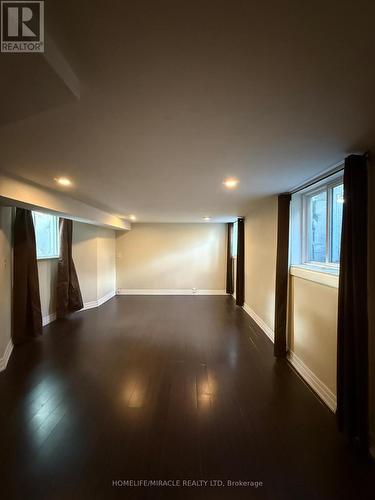 10 Yorkton Boulevard, Markham, ON - Indoor Photo Showing Other Room