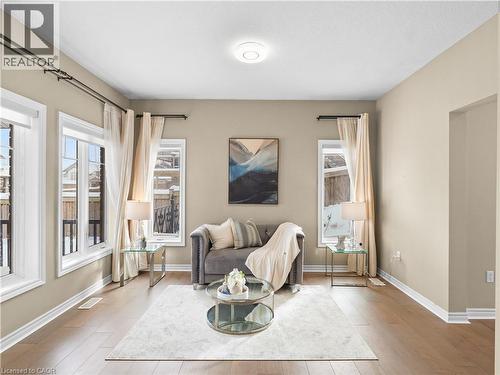 906 Audrey Place, Kitchener, ON - Indoor Photo Showing Living Room