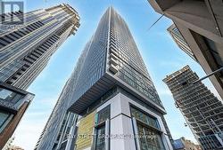 802 - 8 CUMBERLAND STREET  Toronto, ON M4W 0B6