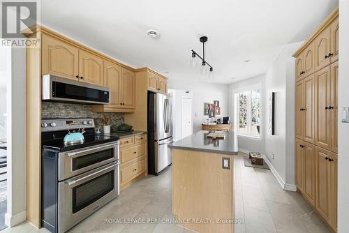 2 Barry Street, South Stormont, ON - Indoor Photo Showing Kitchen With Stainless Steel Kitchen