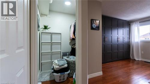 2062 Westmount Drive, Oakville, ON - Indoor Photo Showing Other Room