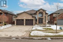 167 TANOAK DRIVE  London North (North E), ON N6G 5A1