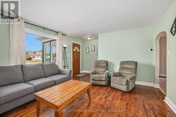 living room furnished - 