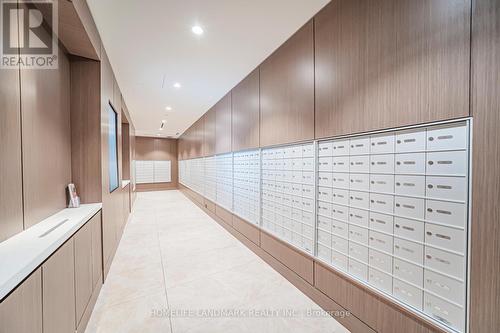 2315 - 1 Concord Cityplace Way, Toronto, ON - Indoor Photo Showing Other Room