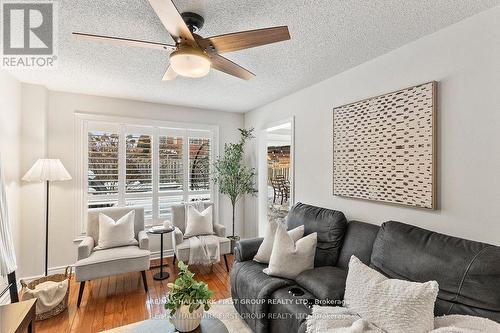 4 Winterberry Drive, Whitby, ON - Indoor Photo Showing Living Room