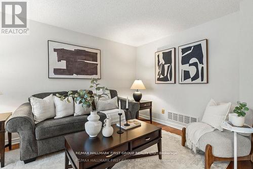 4 Winterberry Drive, Whitby, ON - Indoor Photo Showing Living Room