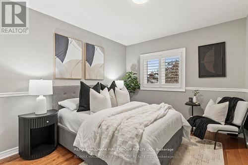 4 Winterberry Drive, Whitby, ON - Indoor Photo Showing Bedroom