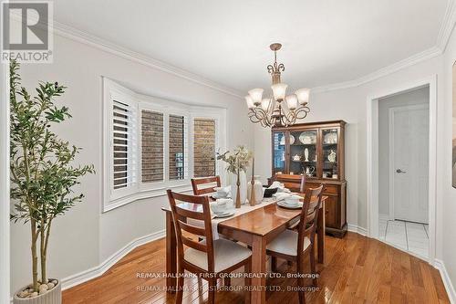 4 Winterberry Drive, Whitby, ON - Indoor Photo Showing Dining Room