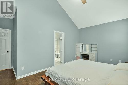 590 Anjana Circle, Ottawa, ON - Indoor Photo Showing Bedroom