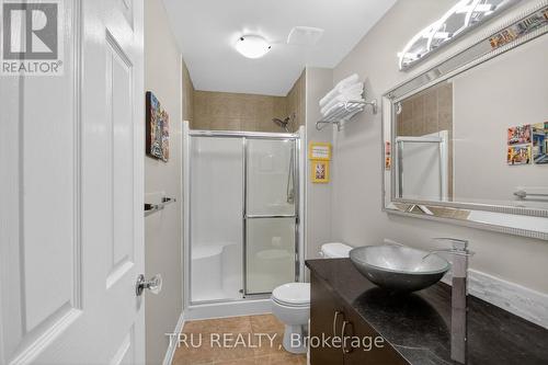 full bathroom lower level - 590 Anjana Circle, Ottawa, ON - Indoor Photo Showing Bathroom
