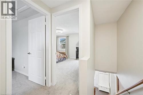 33 Chesterton Lane, Guelph, ON - Indoor Photo Showing Other Room