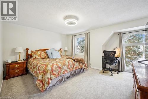 33 Chesterton Lane, Guelph, ON - Indoor Photo Showing Bedroom