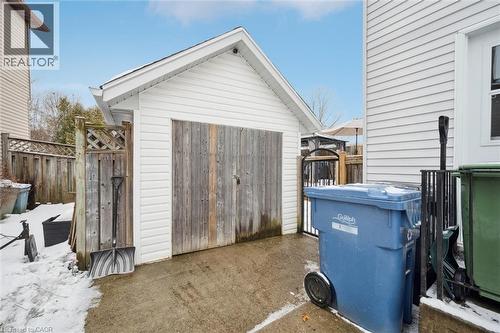 33 Chesterton Lane, Guelph, ON - Outdoor With Exterior