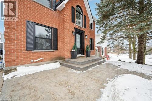 33 Chesterton Lane, Guelph, ON - Outdoor