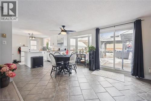 33 Chesterton Lane, Guelph, ON - Indoor Photo Showing Dining Room