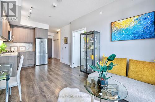 1103 - 32 Forest Manor Road, Toronto, ON - Indoor