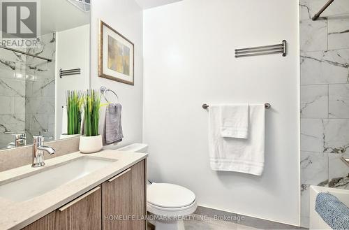 1103 - 32 Forest Manor Road, Toronto, ON - Indoor Photo Showing Bathroom