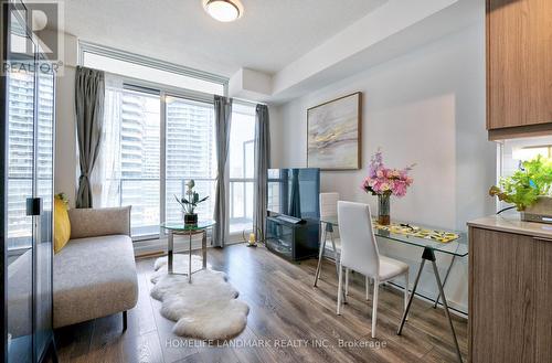 1103 - 32 Forest Manor Road, Toronto, ON - Indoor