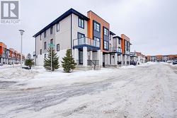 996 - 996 WEST VILLAGE SQUARE  London North, ON N6H 0J7