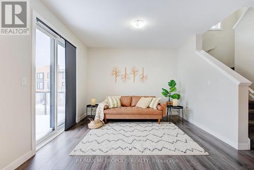 996 - 996 West Village Square, London North, ON - Indoor