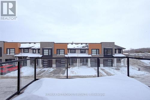 996 - 996 West Village Square, London North, ON - Outdoor With Balcony With Facade