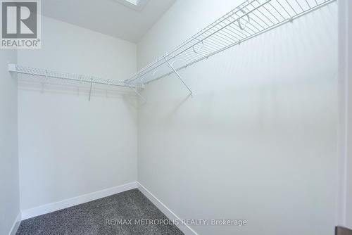 996 - 996 West Village Square, London North, ON - Indoor With Storage