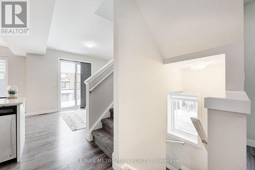 996 - 996 West Village Square, London North, ON - Indoor Photo Showing Other Room