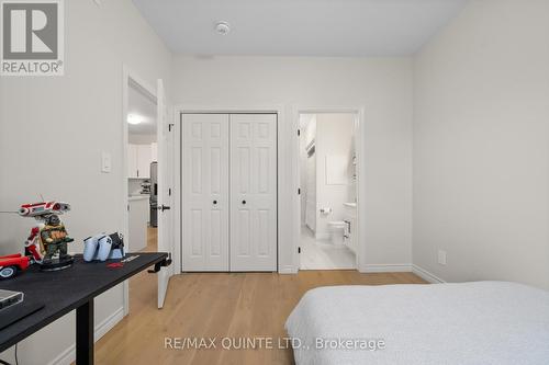 63 Athabaska Drive, Belleville (Thurlow Ward), ON - Indoor Photo Showing Bedroom
