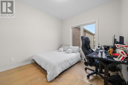 63 Athabaska Drive, Belleville (Thurlow Ward), ON - Indoor Photo Showing Bedroom